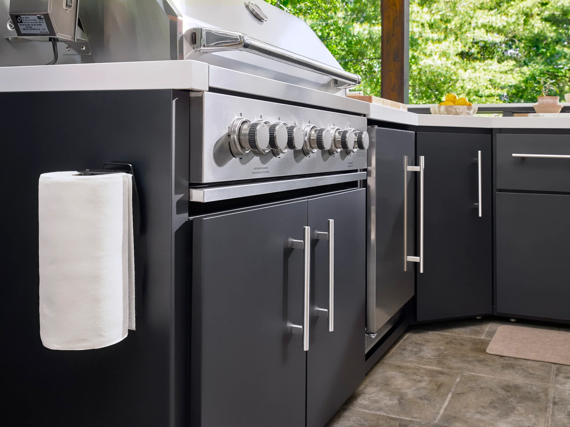 Emory | Corner Outdoor Kitchen Island with Bar Seating & Built-In Griddle – Left - Image 11