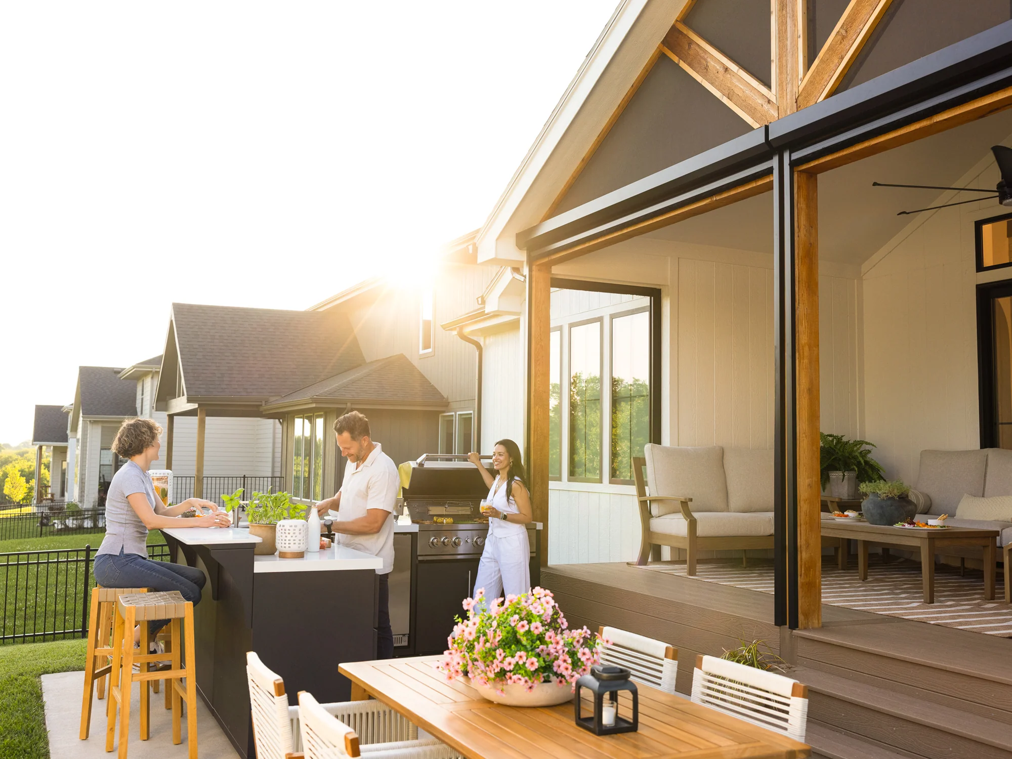 Emory | Corner Outdoor Kitchen Island with Bar Seating & Built-In Griddle – Right - Image 14