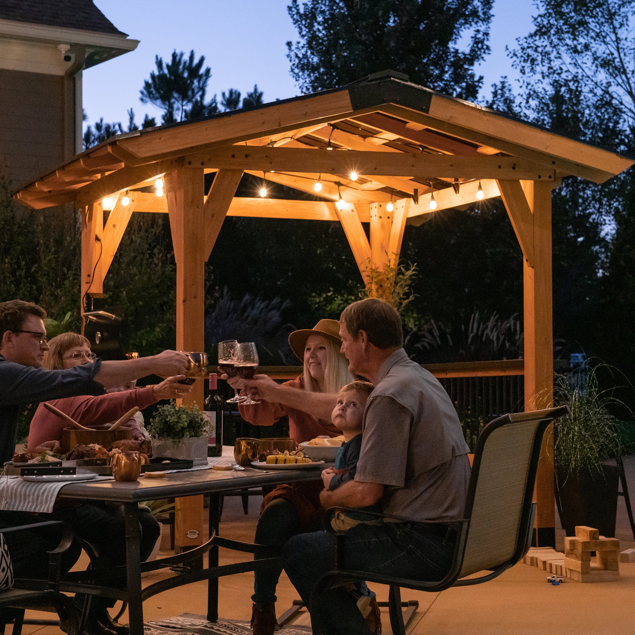 Granada Grill Gazebo with Outdoor Bar - Image 14